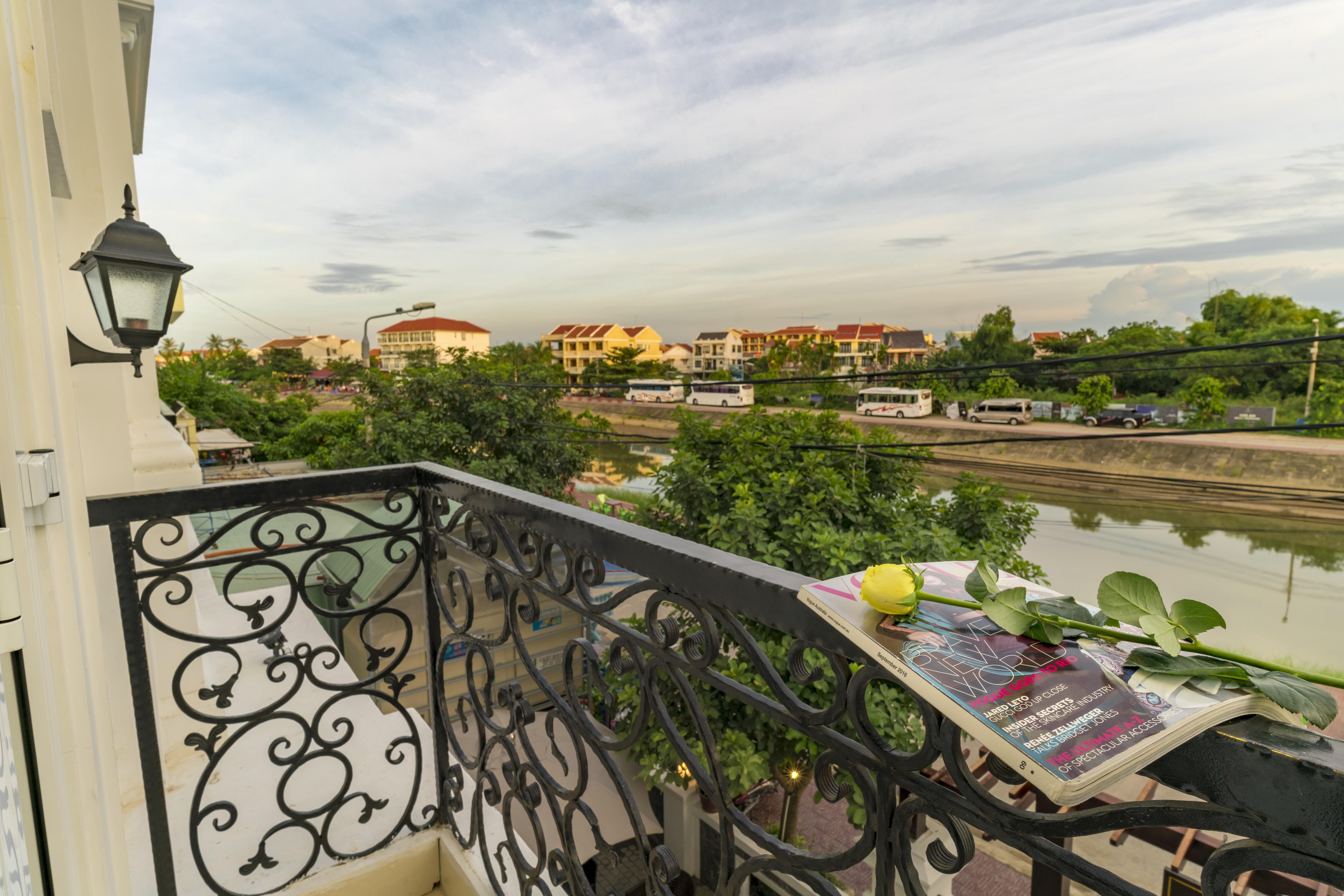 เลอ ปาวียง ฮอยอัน เซ็นทรัล วิลลา Hotel ภายนอก รูปภาพ