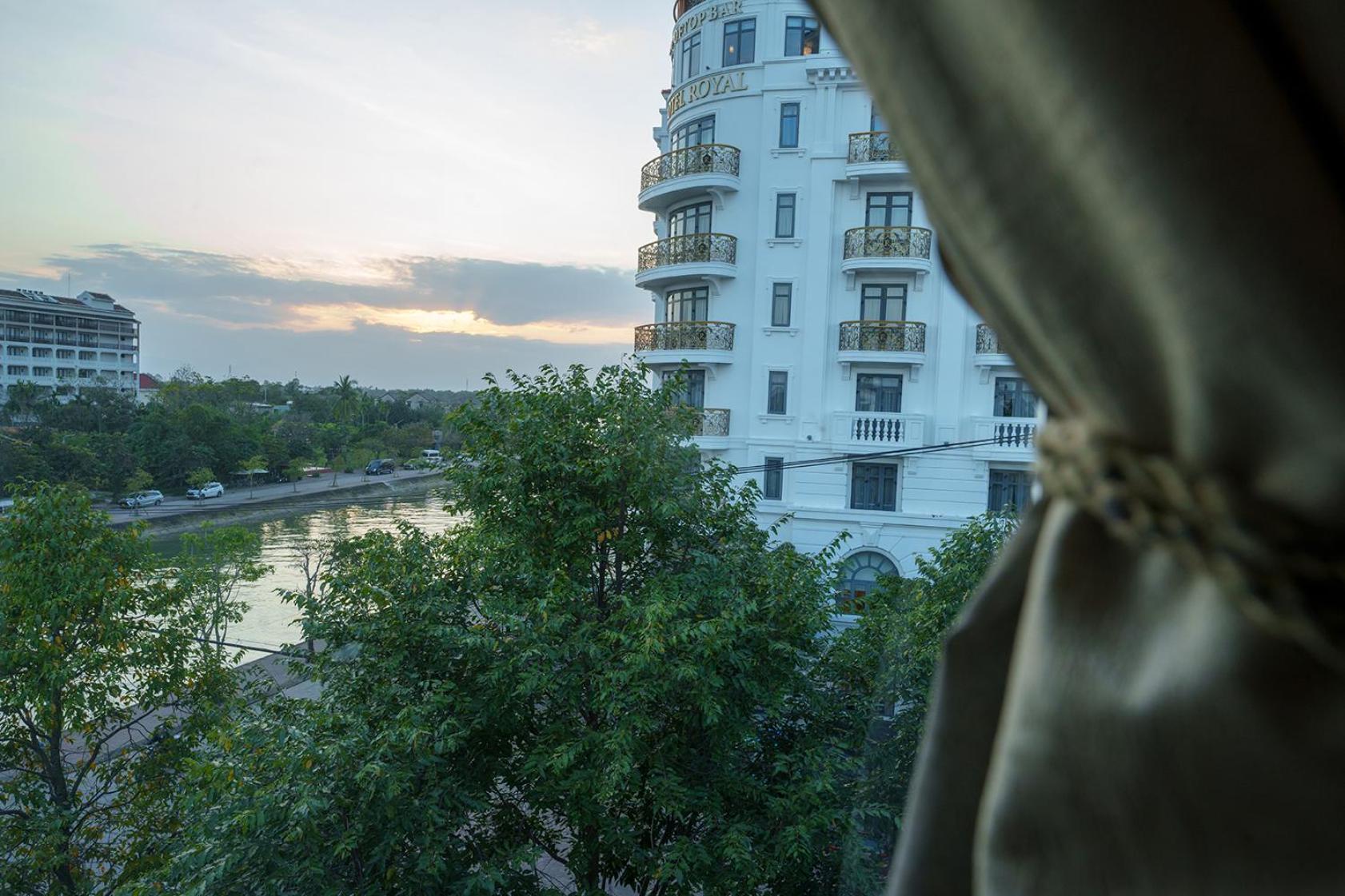 เลอ ปาวียง ฮอยอัน เซ็นทรัล วิลลา Hotel ภายนอก รูปภาพ